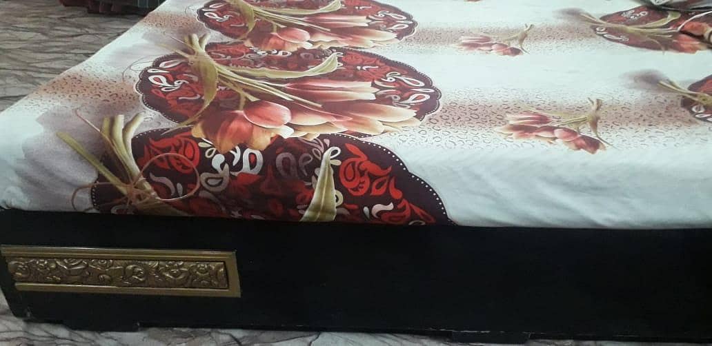 Complete Bed Set Side Tables  & Dressing Table 2