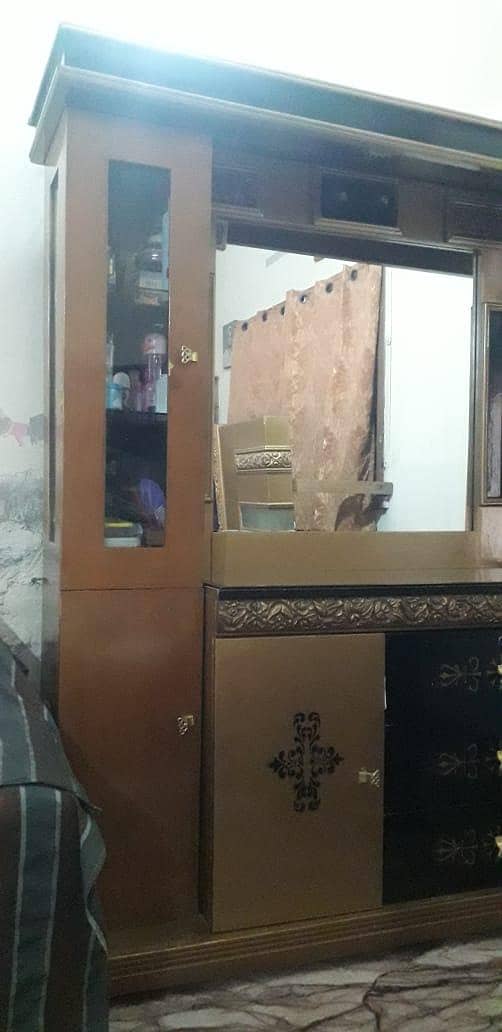 Complete Bed Set Side Tables  & Dressing Table 4