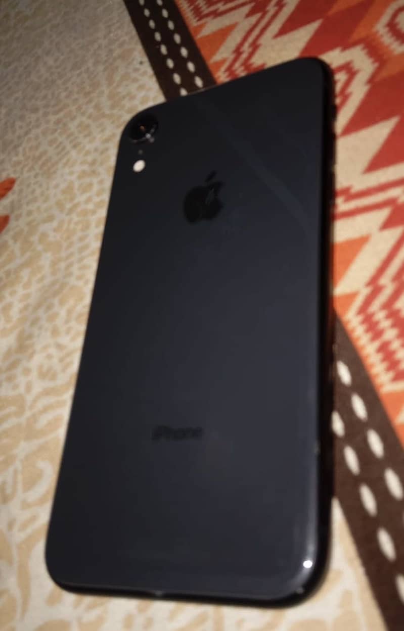 iphone xr 1