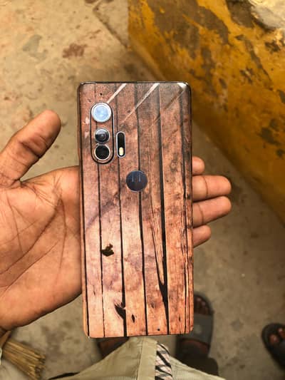 Motorola edge Plus 256 GB PTA official exchange possible