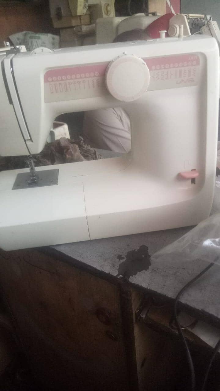 Latest Sewing machine 2