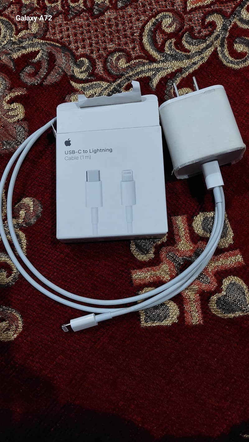 Original Iphone Adopter With Cable 3