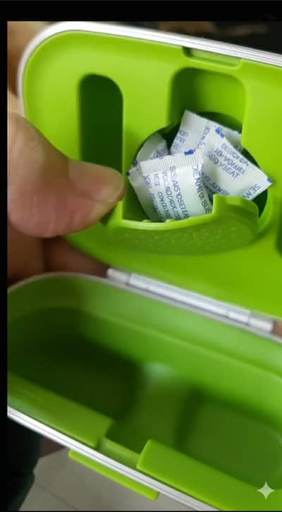 Silica Gel beads in pouches