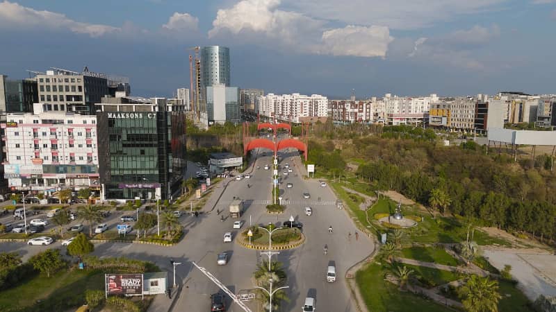 4 Kanal Developed Plot For Sale In Block E In Gulberg Greens Islamabad 17