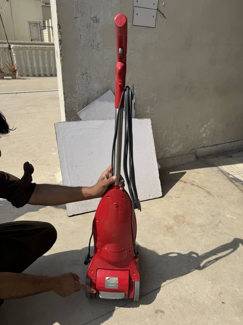 Vacuum cleaner 1