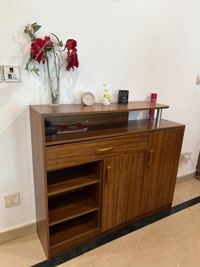 Brown Cubet with Drawers & Cabinet