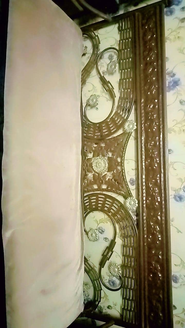 iron sofa 2
