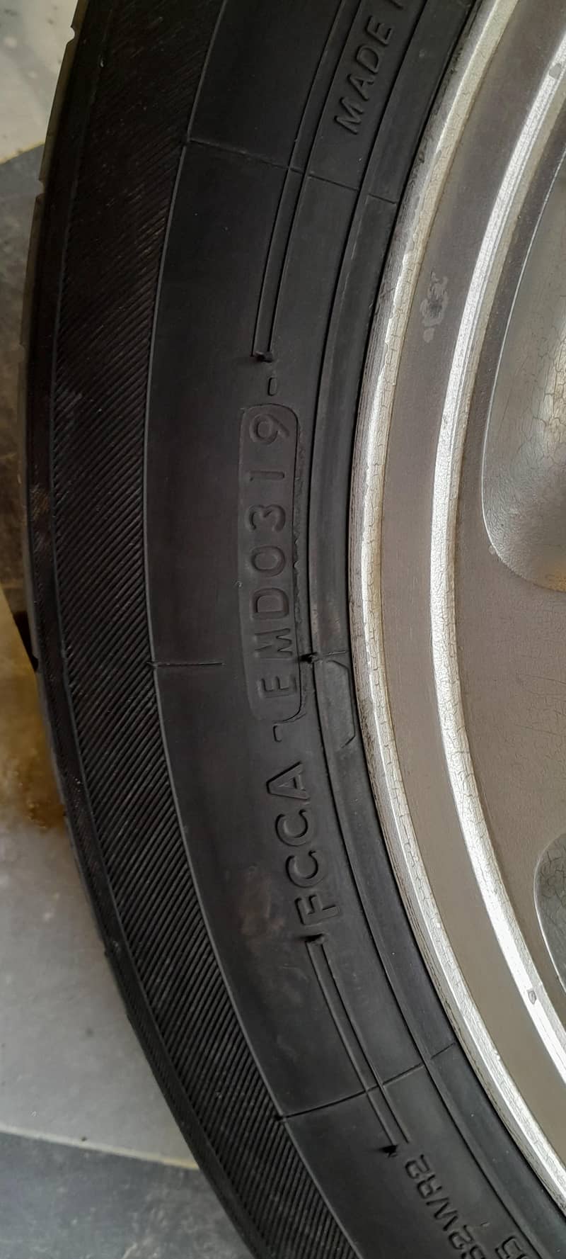 185/65 R15 rims and tyre. condition 9/10urgent sale - Tyres - 1108013557