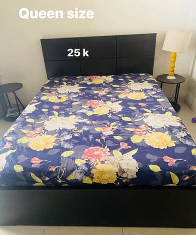 queen size bed