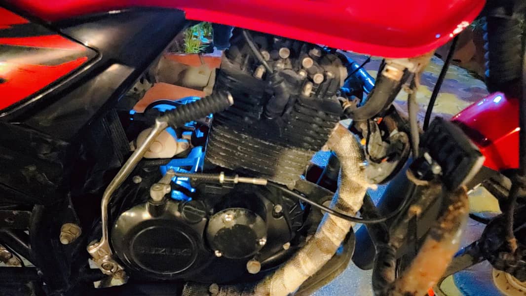 Suzuki GR 150 4