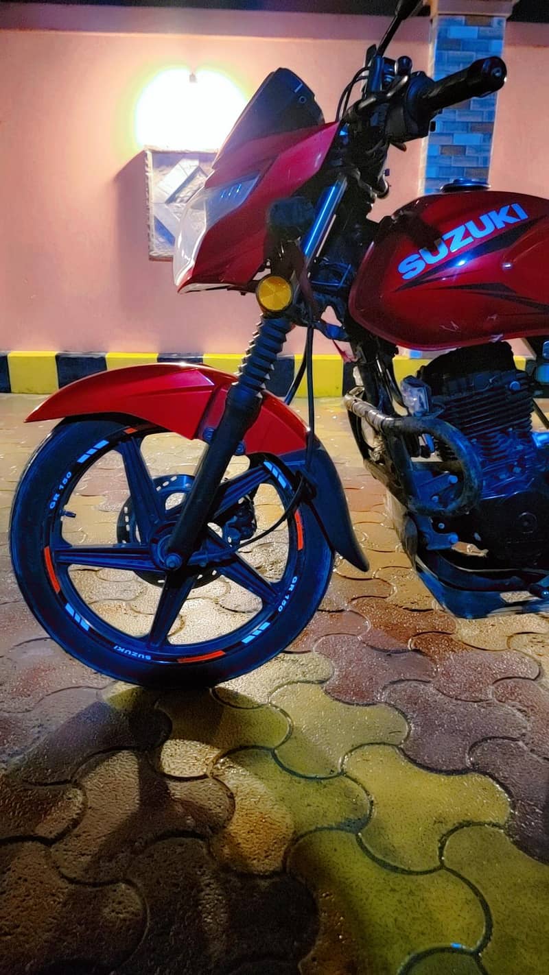 Suzuki GR 150 14