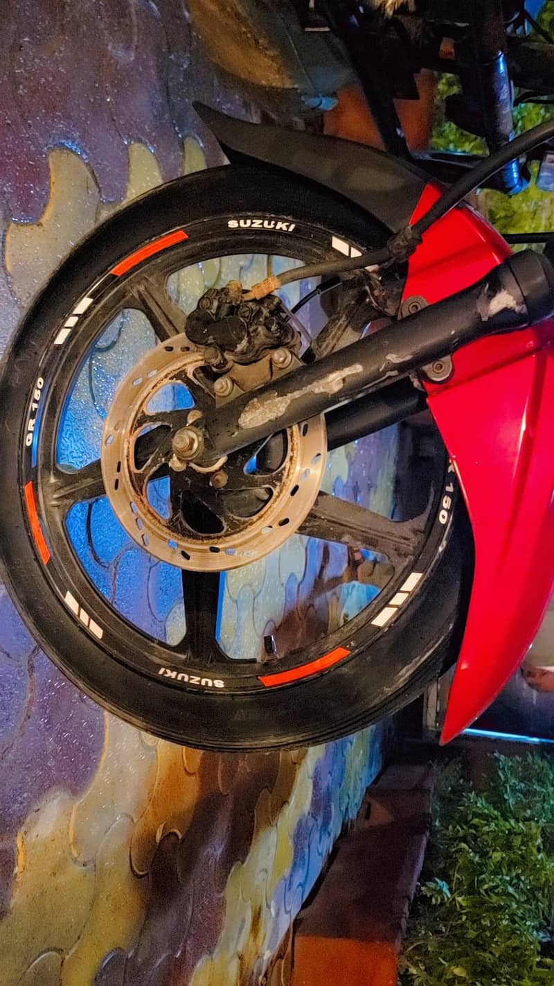 Suzuki GR 150 16