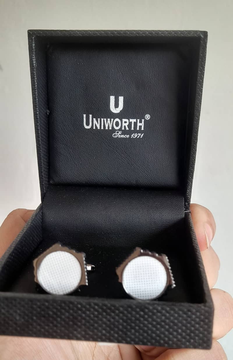 Uniworth cufflink 0