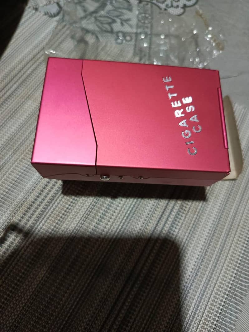 METAL CIGERRATE CASE IMPORTEF PULLUP 0