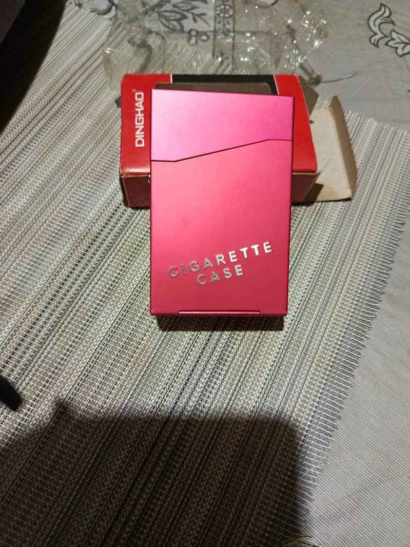 METAL CIGERRATE CASE IMPORTEF PULLUP 1