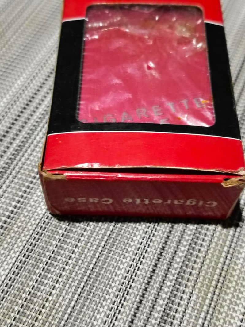 METAL CIGERRATE CASE IMPORTEF PULLUP 8