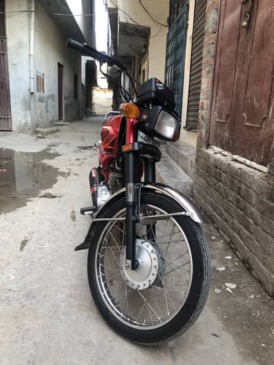 Honda cg 125 2023 model red colour