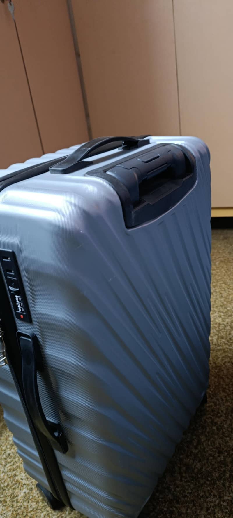 suit case imported 4