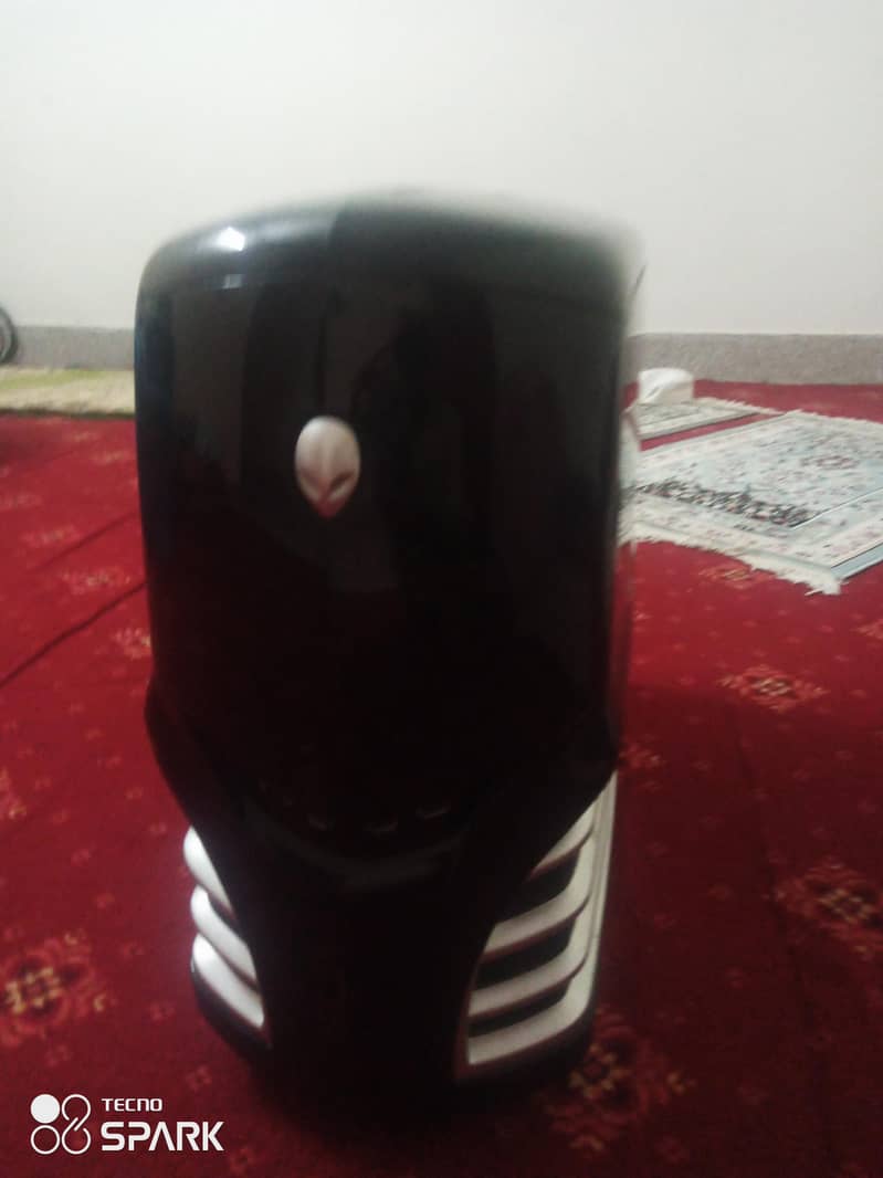 Alienware gaming Case 1