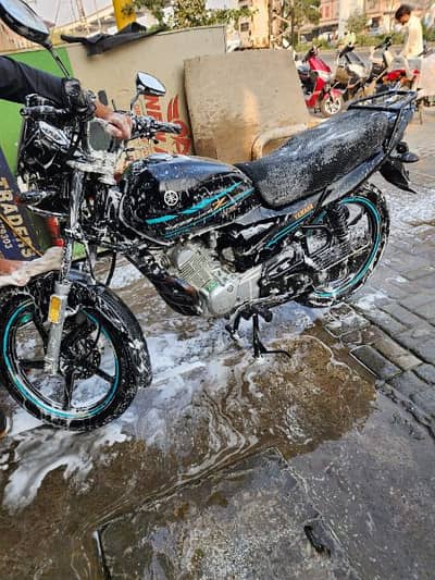 yb 125z dx all ok 10/10 condition 2022 model all ok