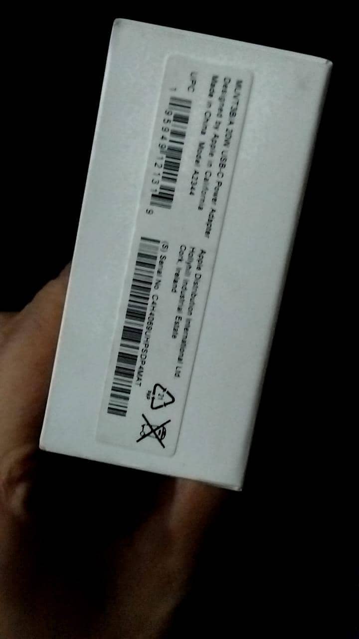 Iphone Orignal Adaptor Three pin 5