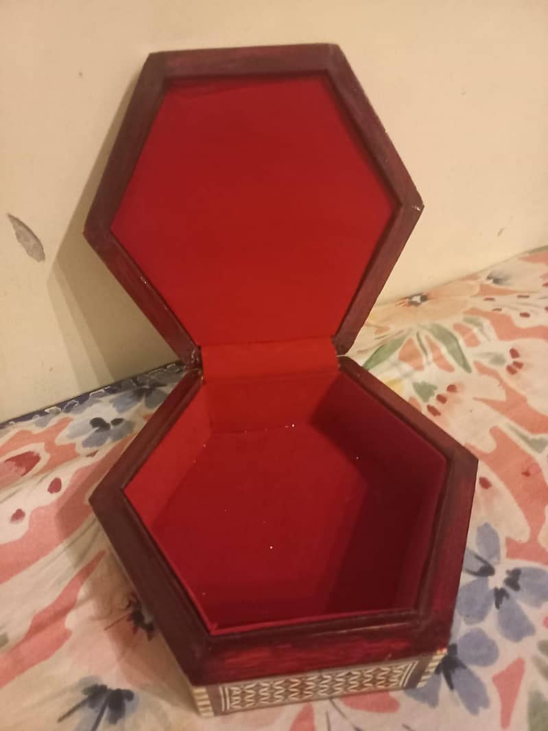 decoration box 1