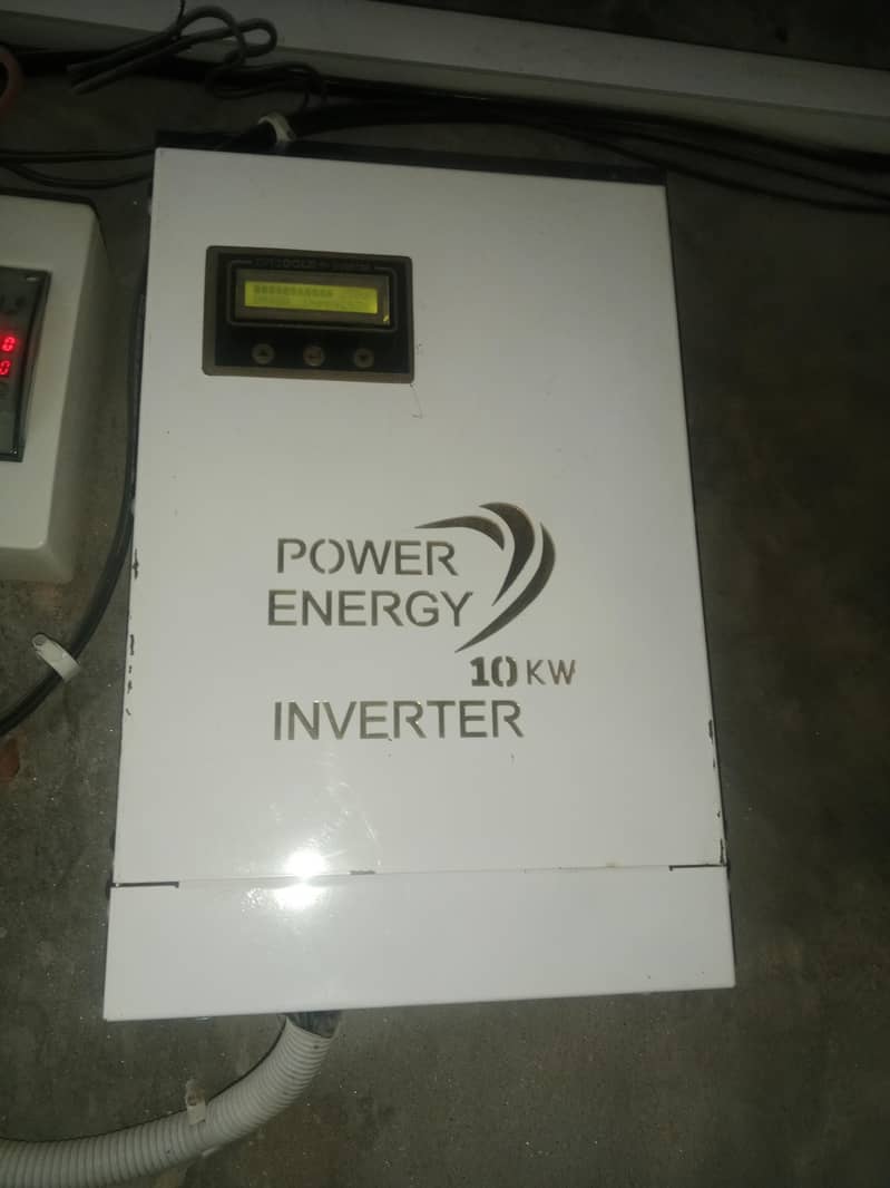 1.10kW سولر انورٹر برائے فروخت – بہترین حالت میں، فوری سیل! 1