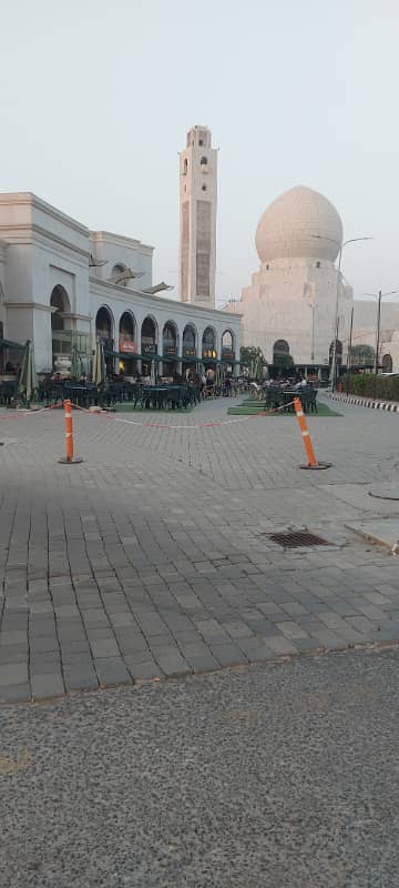 5 Marla Good location Plot in M8 5