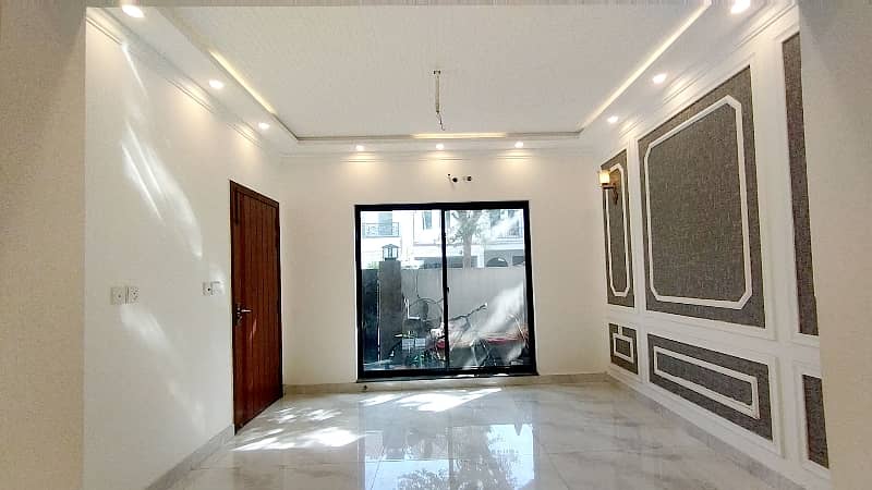 A Stunning House Is Up For Grabs In Lake City - Sector M7 - Block C Lahore 5