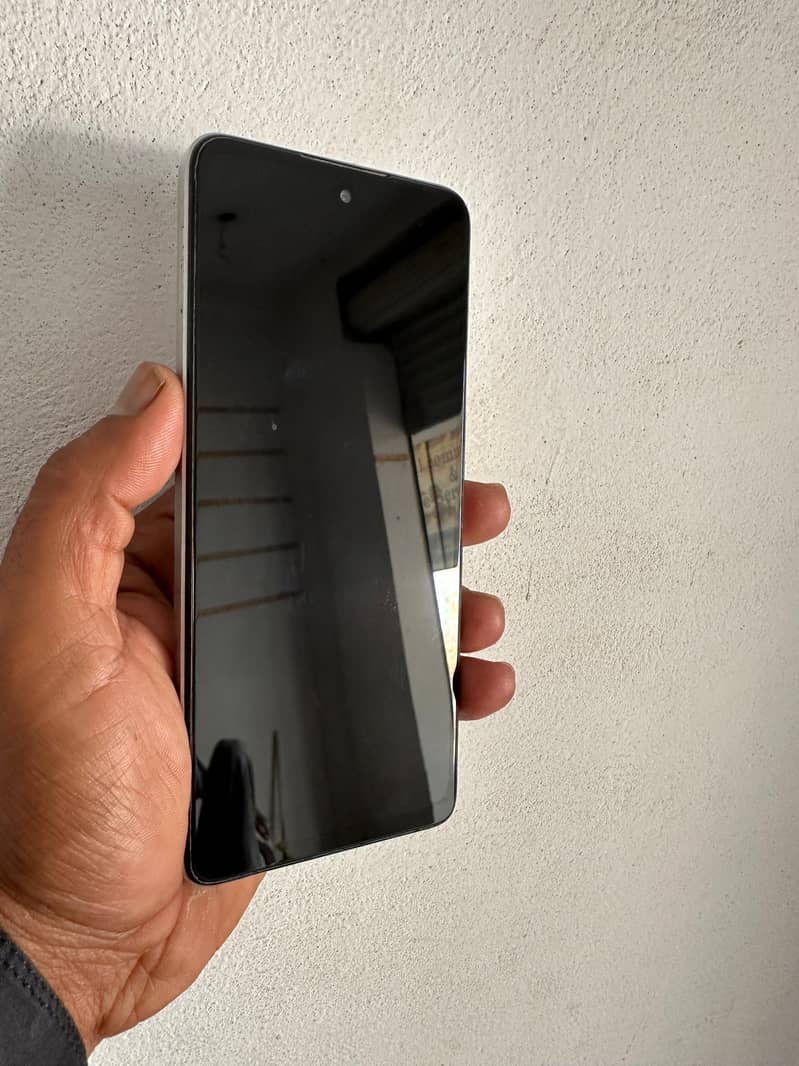 infinx hot 30 8 128 touch glass Cheng condition 10.10  double Sim PTA 1