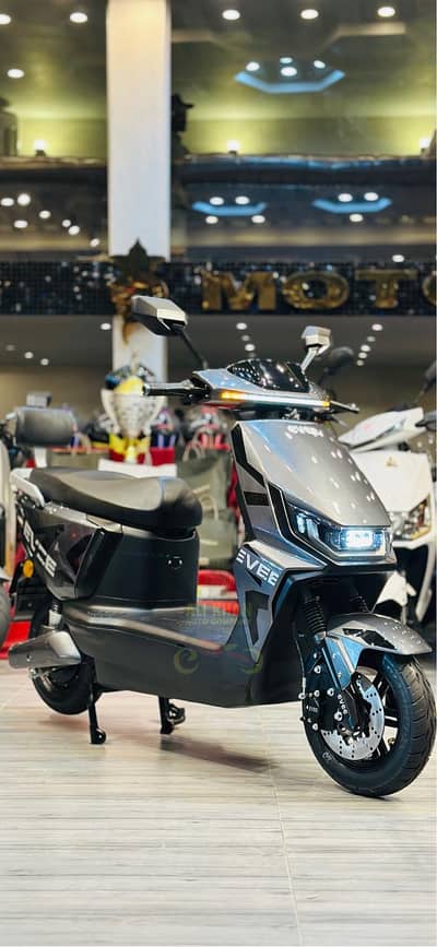 SCOOTY SCOOTER M6 E8S Pro T9 YADEA G7 T5 RAMZA EVEE NISA C1 AIR MALE