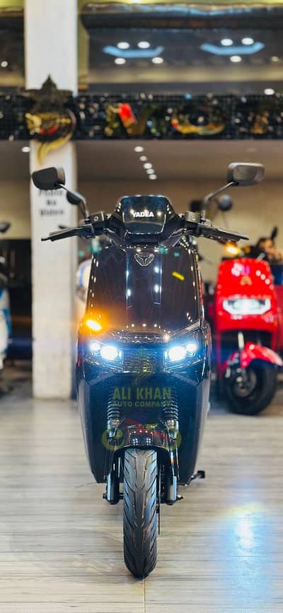 SCOOTY SCOOTER M6 E8S Pro T9 YADEA G7 T5 RAMZA EVEE NISA C1 AIR MALE