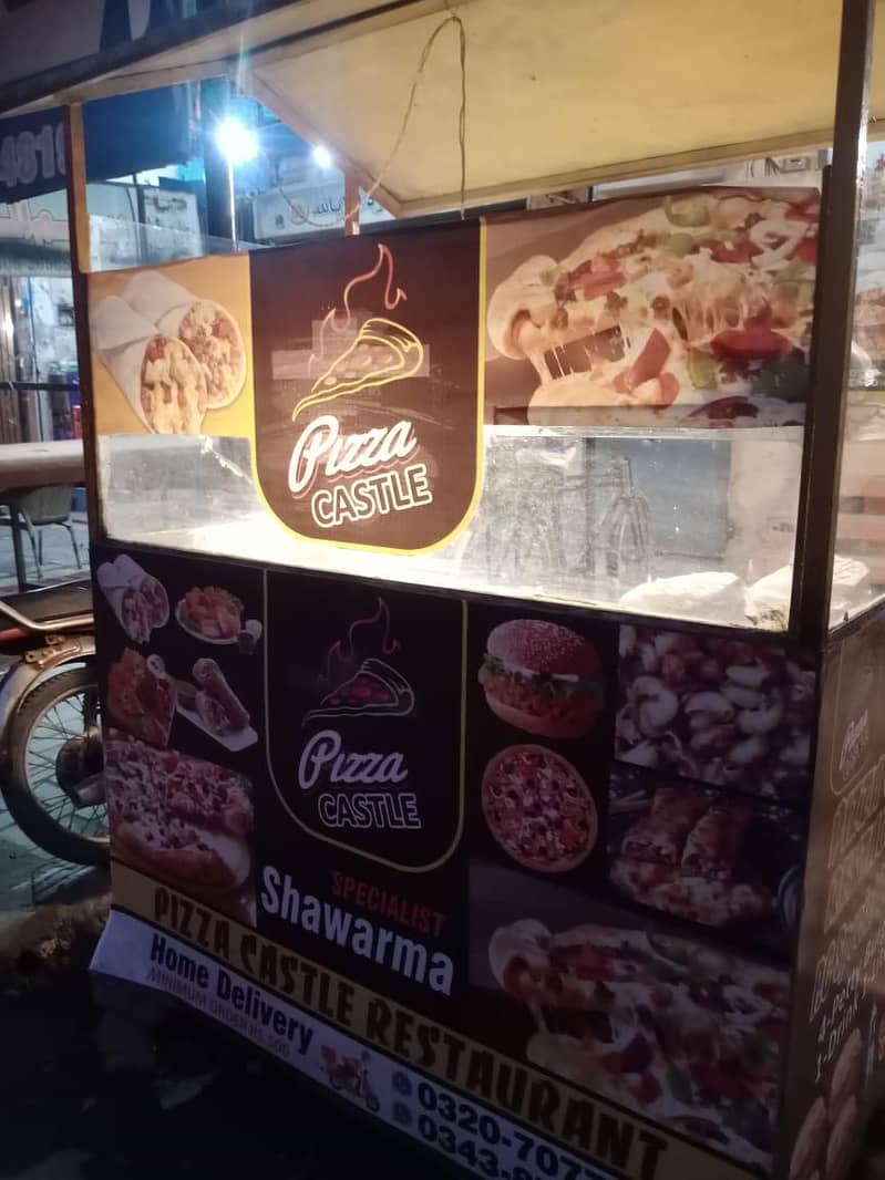 swarmna counter n sitting n case counter.  chiar. 6