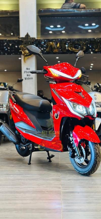 Metro Scooty Scooter M6 T9 Pro E8S Theill wonder Ly A7 Boys girls Mal