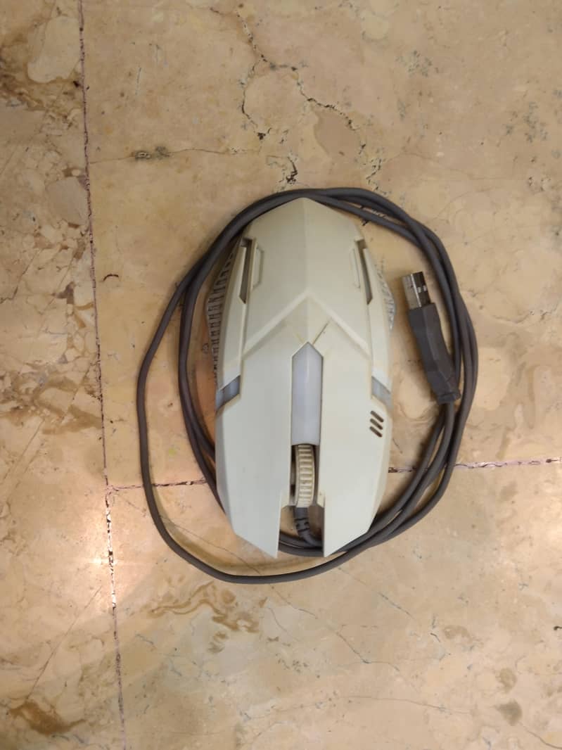 LIGHTNING GAMING MOUSE 0
