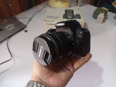 BUNDLE OFFER! Canon 200D With Kit Lens + Synco Mic + 16Gb card