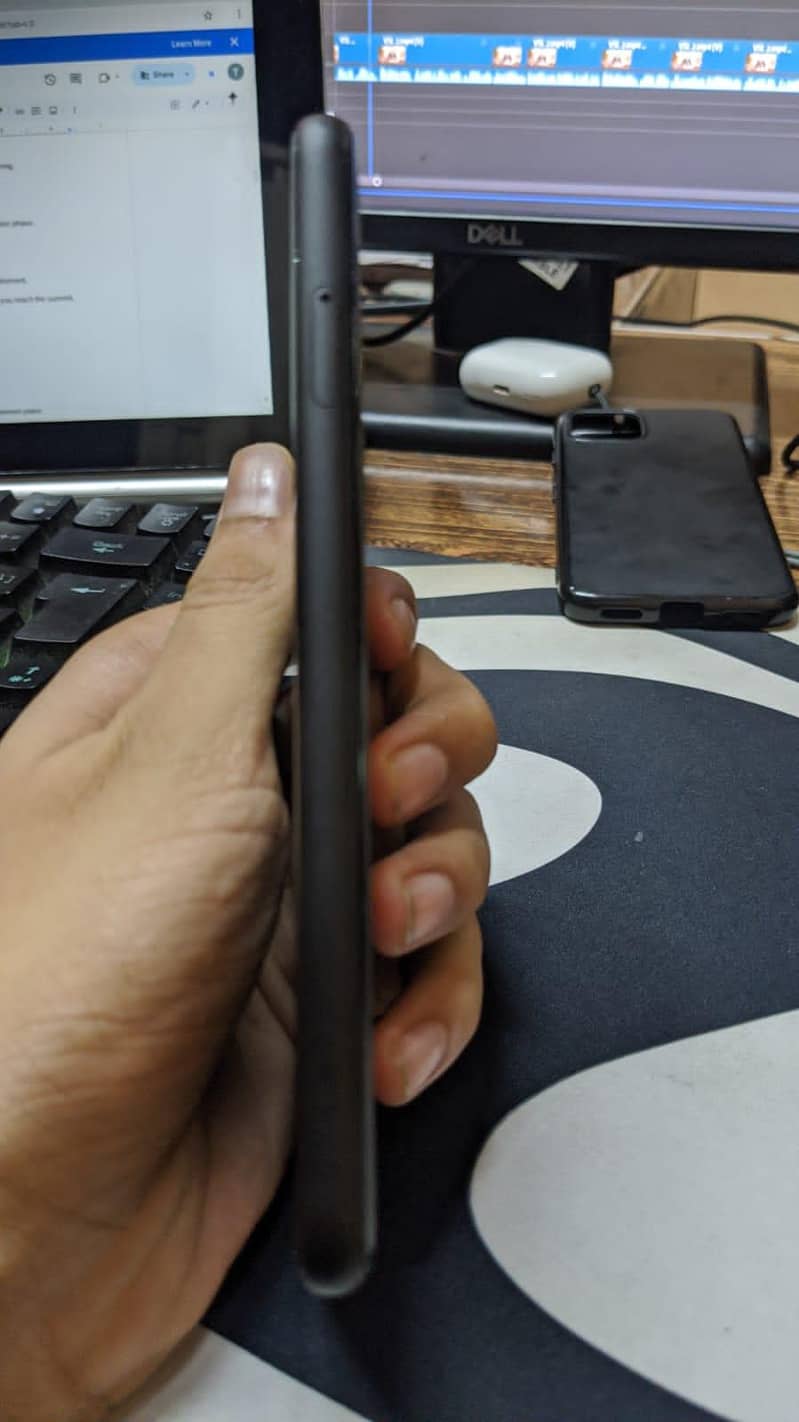 Google Pixel 4 3