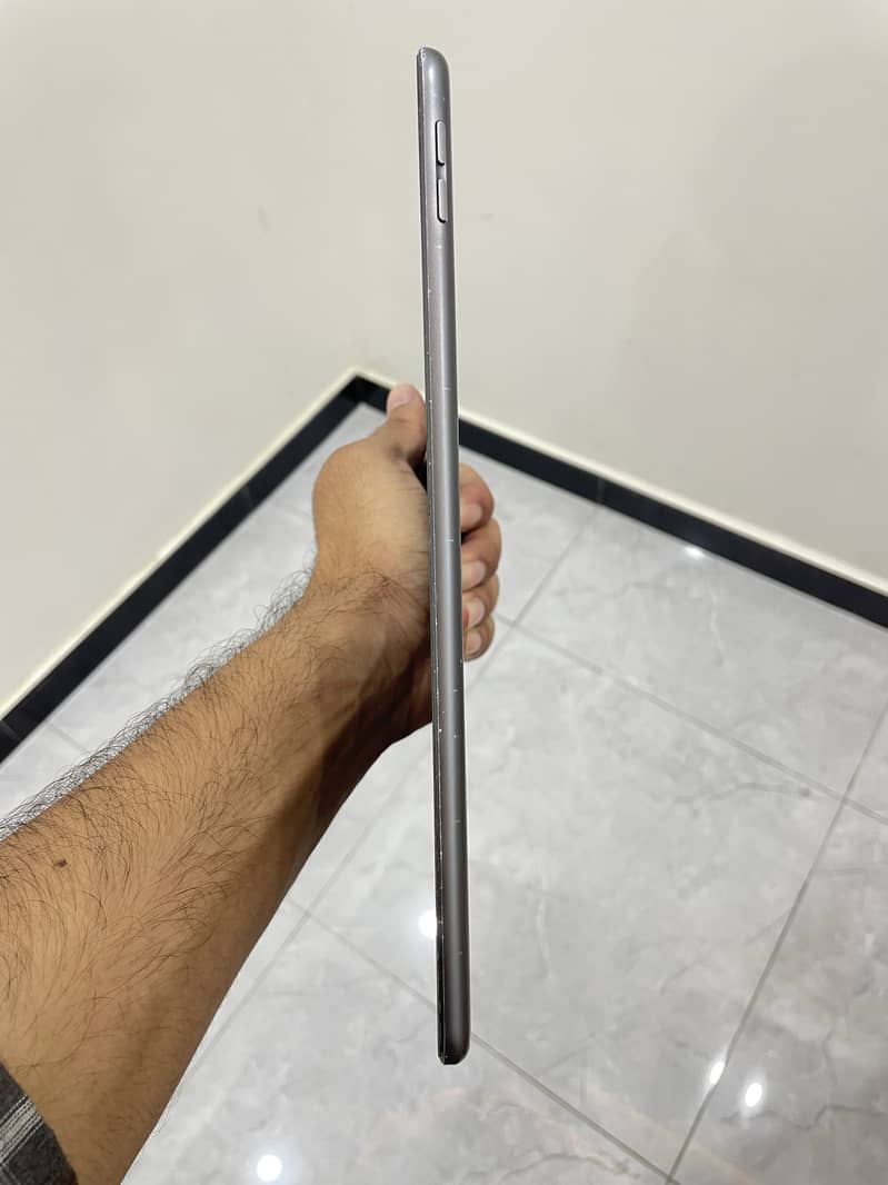 iPad 9th Generation 7