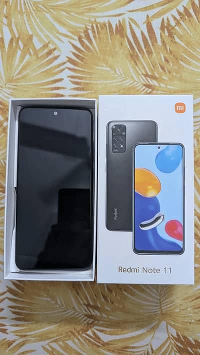 one handed used with box like a brand new - Mobile Phones - 1108080562