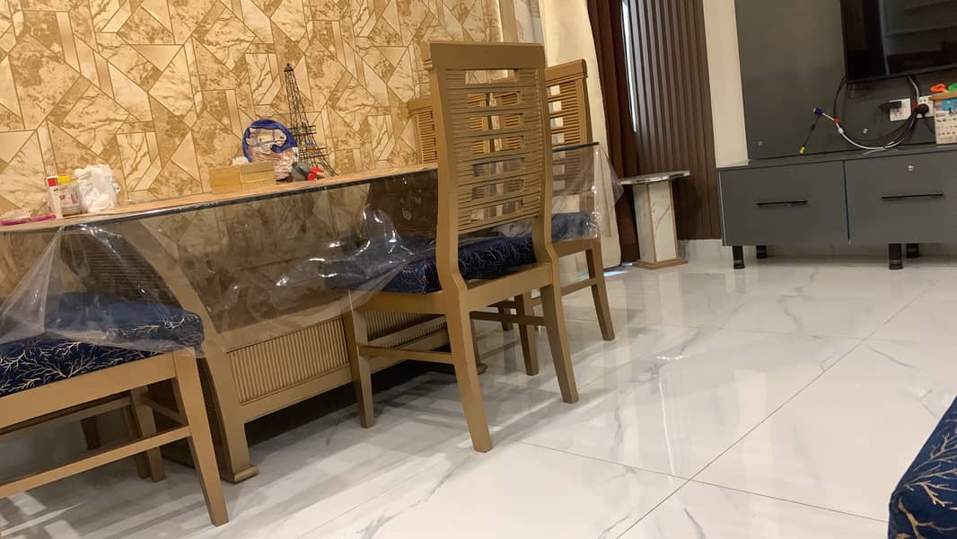 6seater dinning table . Minimum used 2