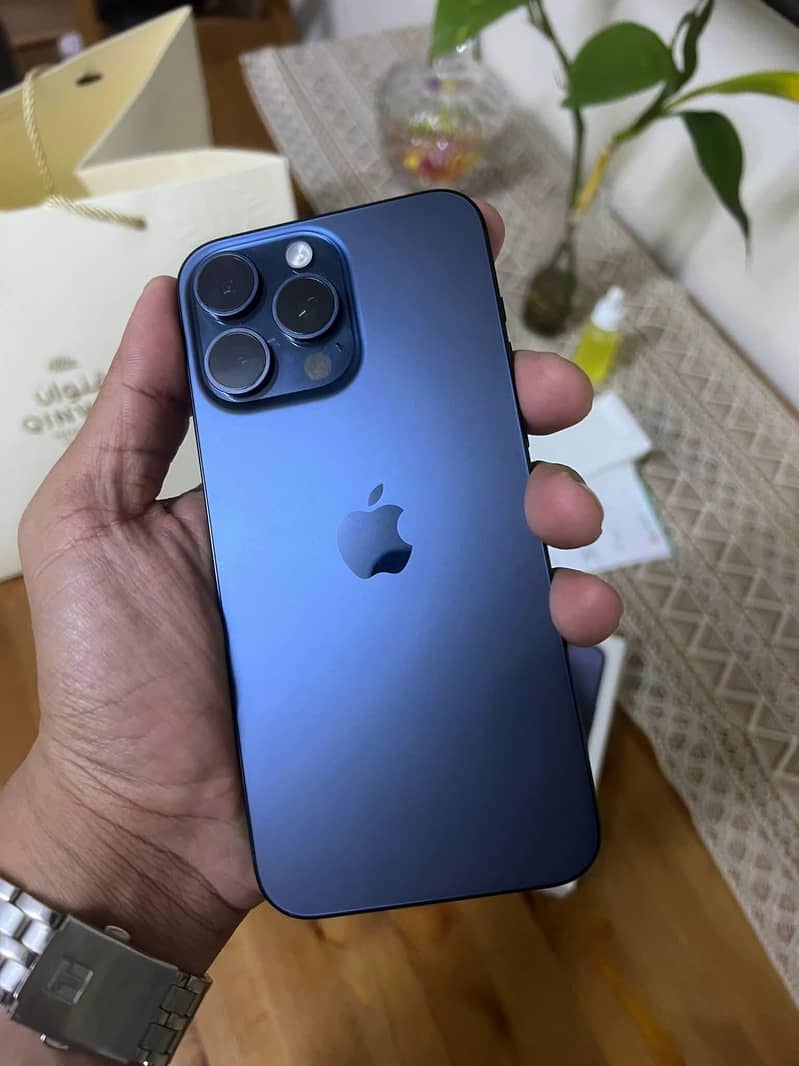 I phone 15 promax 256Gb With complete box Non pta 3 month sim time 0