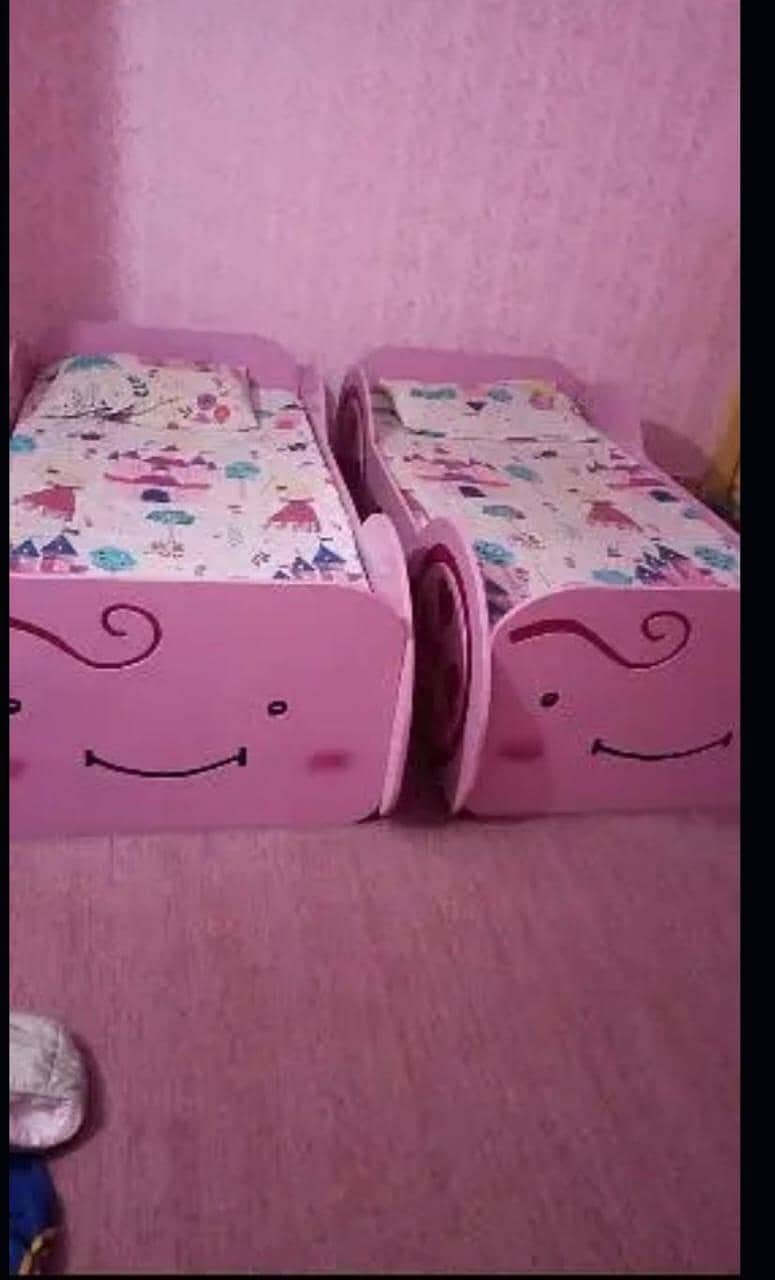Kids bed 0