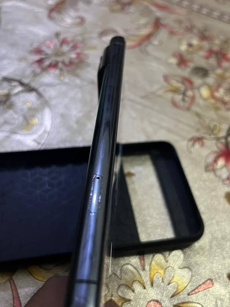 Google Pixel 8 Pro 2