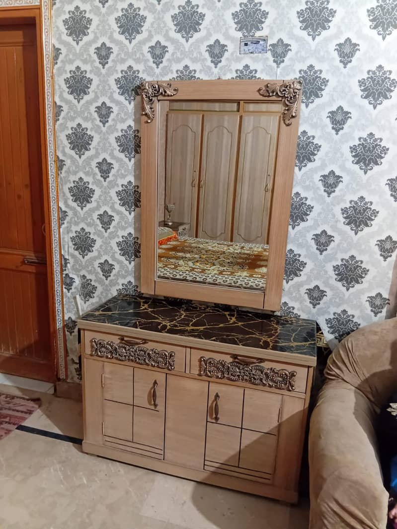 bed dreesing side table 03216001881 0