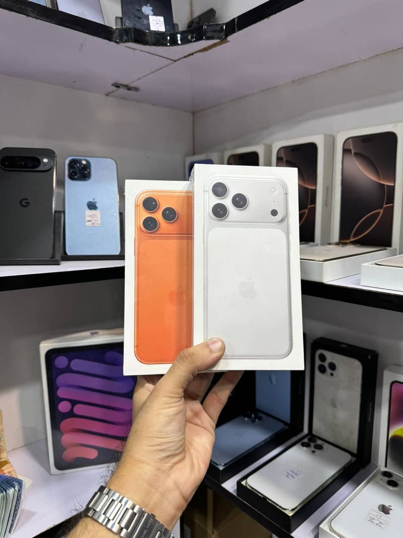 17 Pro Max Factory Unlock Box Pack 0