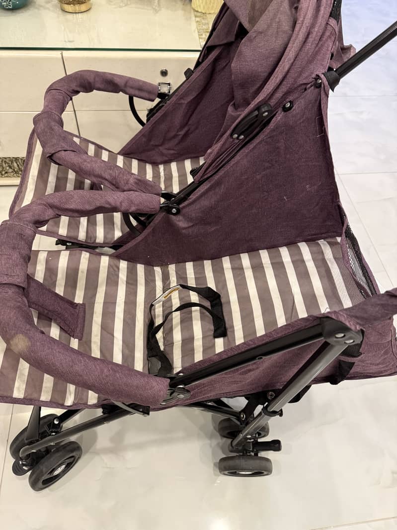 Twin stroller 11