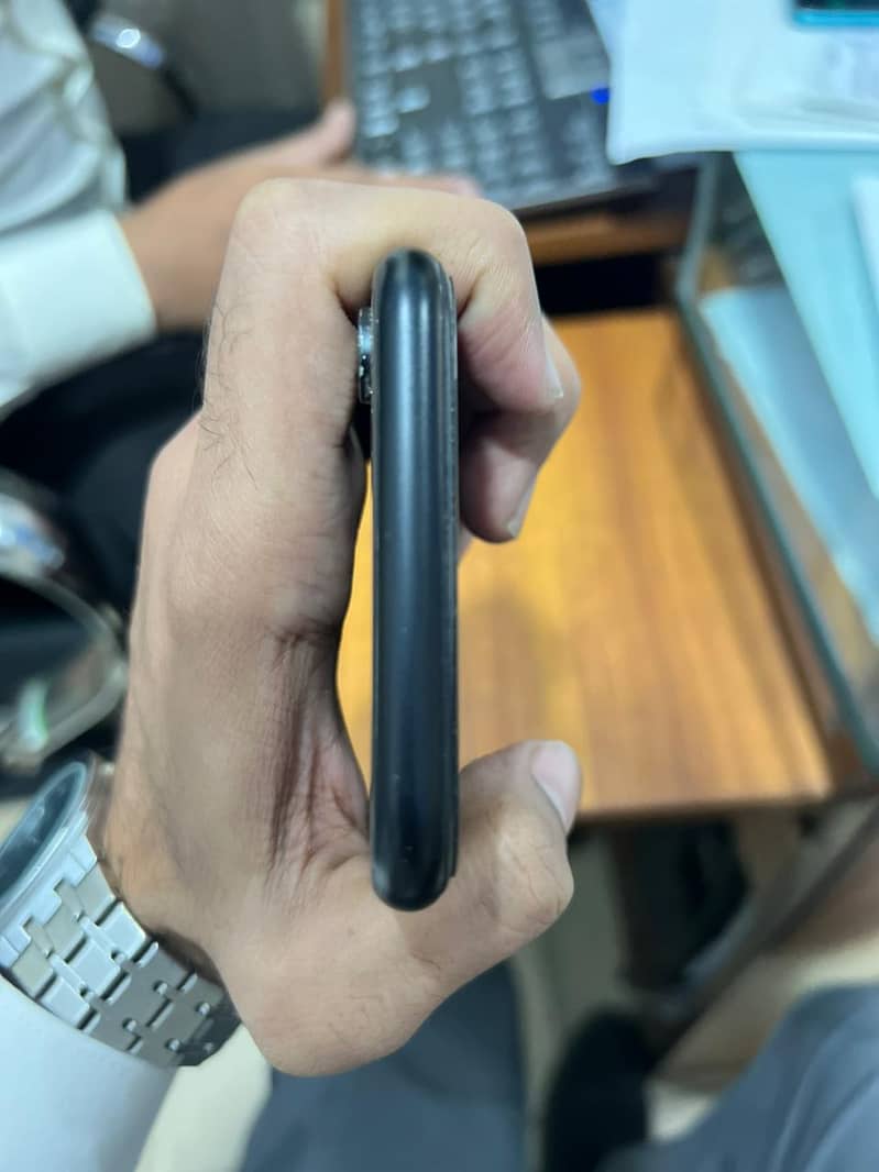 Apple iPhone XR 2