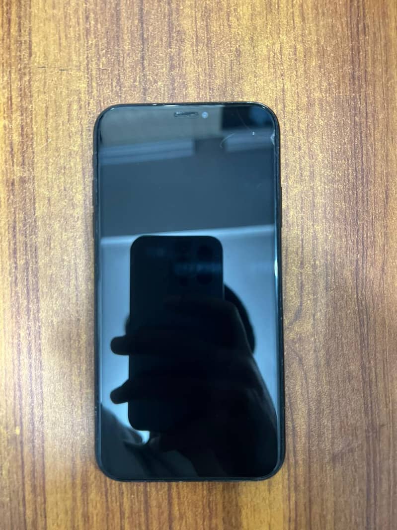 Apple iPhone XR 6