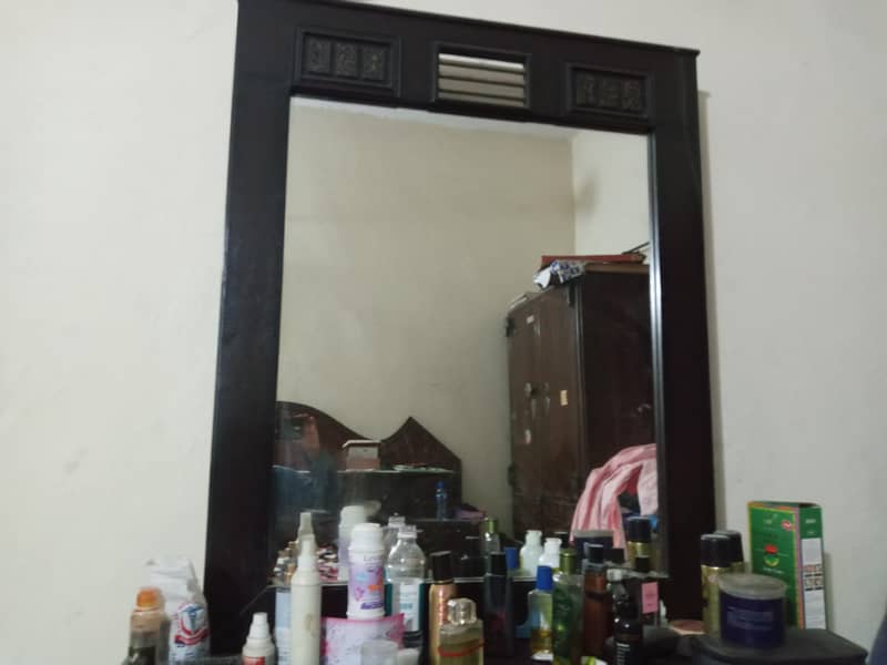 dressing table 4