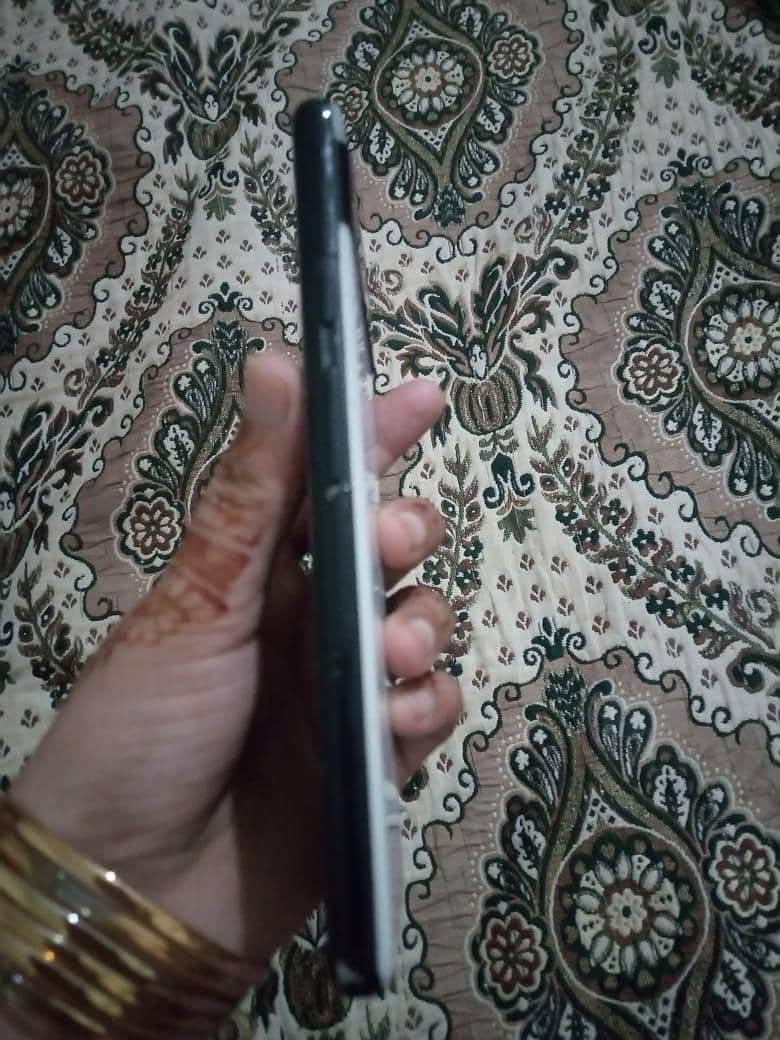 Google Pixel 6a Approved 3